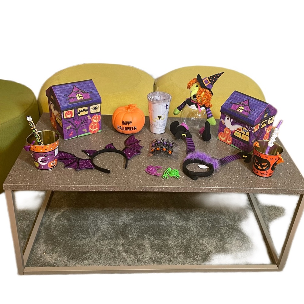 ✅sold✅✨ Halloween decoration bundle, 22 pieces !! great deal 🎃👻🔥